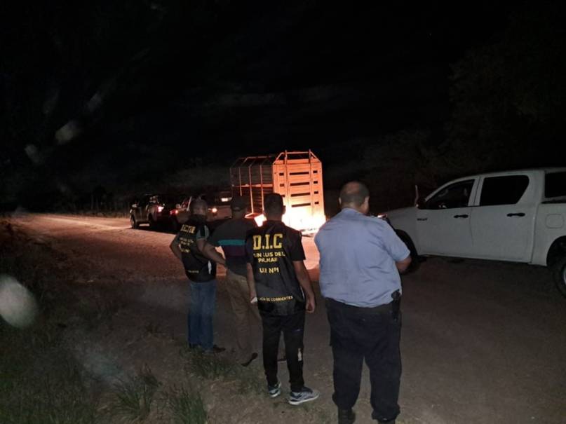 Recuperaron un tráiler robado y apresaron a un hombre- Recuperaron un tráiler robado y apresaron a un hombre
