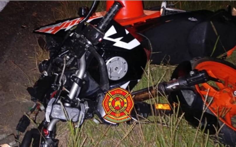 Corrientes: un herido de gravedad tras el choque de una camioneta y una moto sobre RN 119