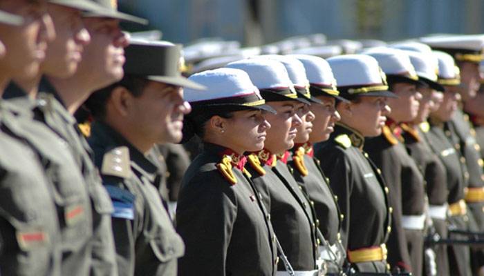 1738925641732 EL GOBIERNO AUMENTARÁ EL SUELDO DE POLICÍAS, GENDARMES Y OTRAS FUERZAS
