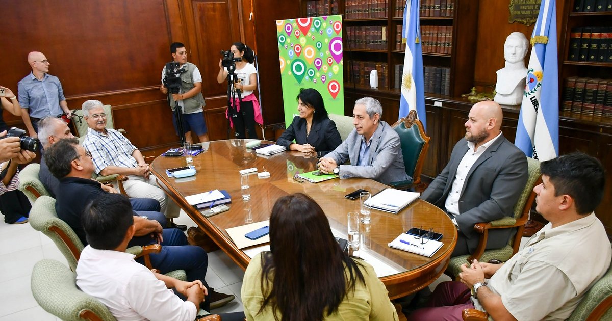 Corrientes: Gobierno y gremios docentes se reunirán para discutir el ...