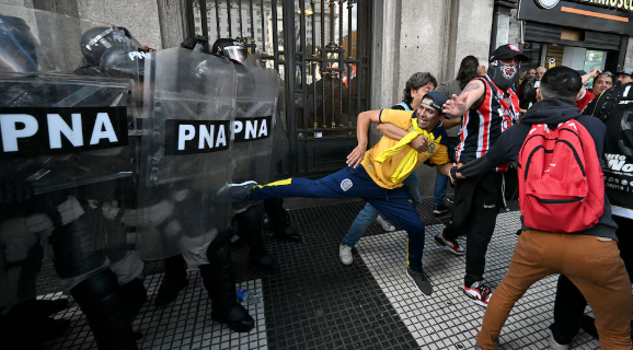 La marcha por los jubilados dejó un saldo de 124 detenidos y 46 heridos 