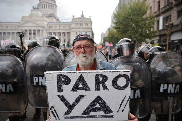 La marcha por los jubilados dejó un saldo de 124 detenidos y 46 heridos 