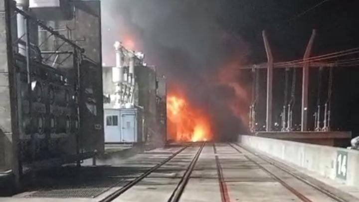 Se incendió un transformador en Yacyretá: una turbina afectada