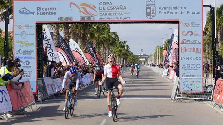 Almada logró el segundo puesto en Copa de España Junior- Almada logró el segundo puesto en Copa de España Junior