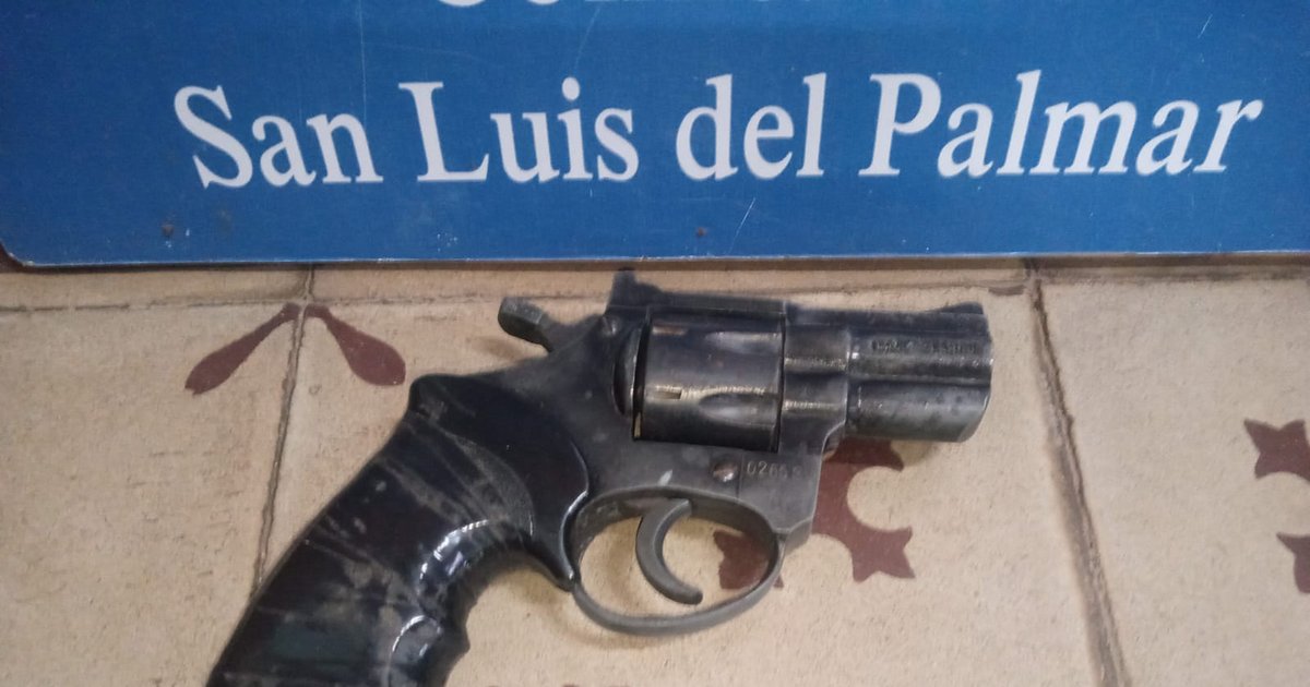 Secuestraron un arma y demoraron a un hombre por amenazas en Corrientes ...