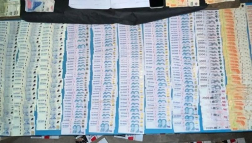 Allanamiento: secuestraron droga, cigarrillos y dinero en efectivo en Corrientes- Allanamiento: secuestraron droga, cigarrillos y dinero en efectivo en Corrientes