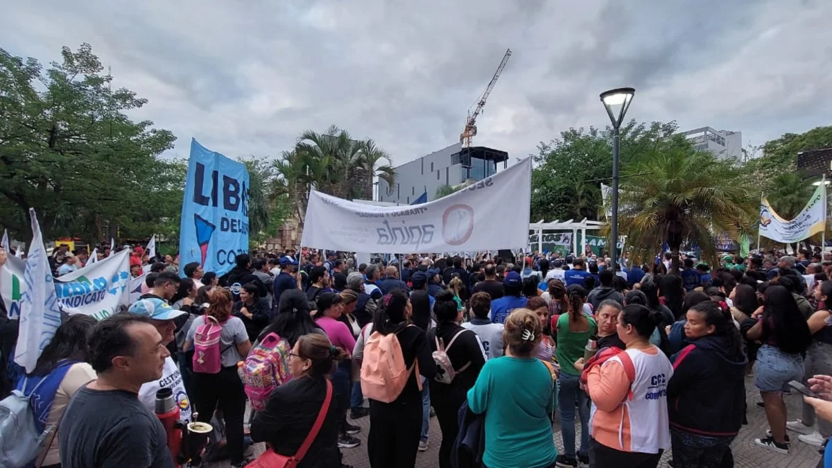 Sindicatos y organizaciones de trabajadores se movilizaron en ...