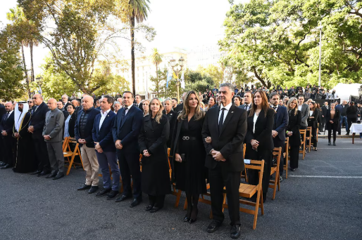 Emotiva despedida del arzobispo: “Lloramos porque se murió el padre de todos"