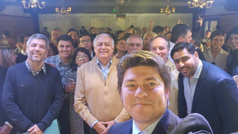 La Libertad Avanza se afirma en Corrientes y proyecta un mano a mano electoral