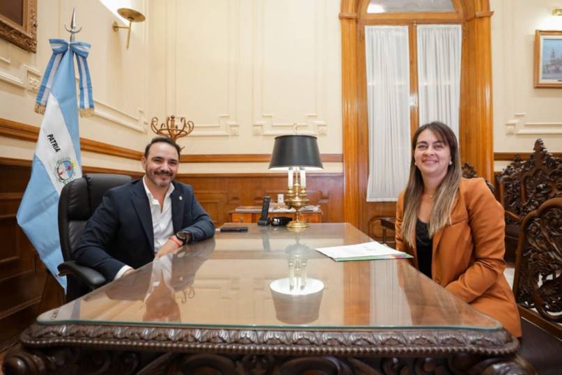 Valdés se reunió con intendentes: “El crecimiento debe llegar a todo Corrientes”