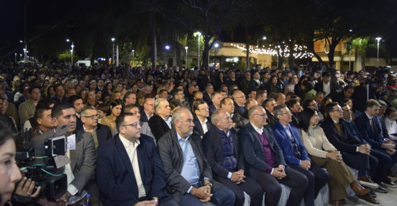 Juan Pablo Valdés inauguró la nueva costanera de Goya con una inversión millonaria