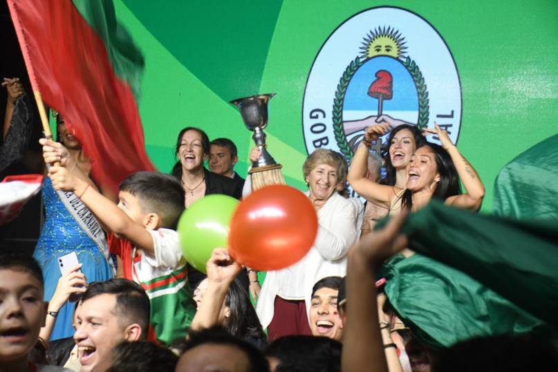 Entregaron los premios a los ganadores del Carnaval de Corrientes