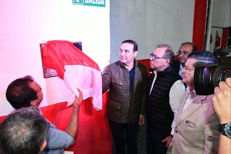 El Gobernador inauguró infraestructura deportiva en el histórico Club Córdoba- El Gobernador inauguró infraestructura deportiva en el histórico Club Córdoba