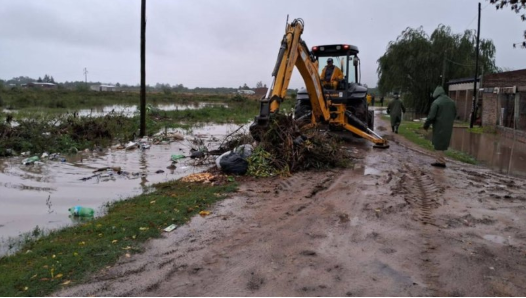  Emergencia hídrica en Santa Lucía: 20 familias afectadas por el desborde del río