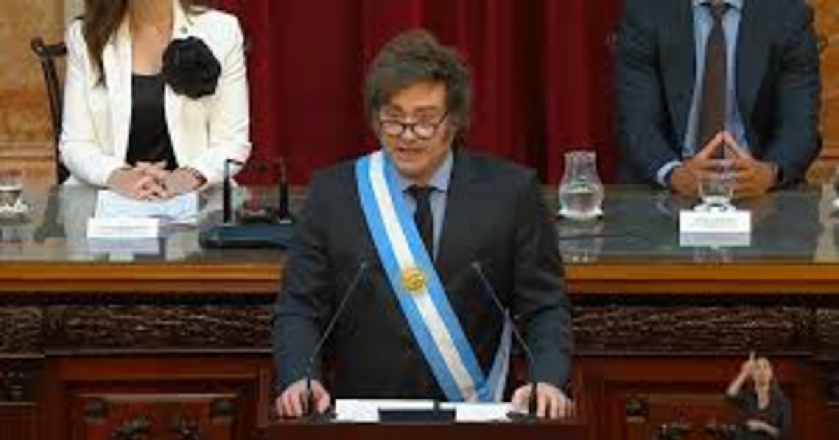 El Gobierno analiza reformar la Ley de Ética Pública para limitar el ...