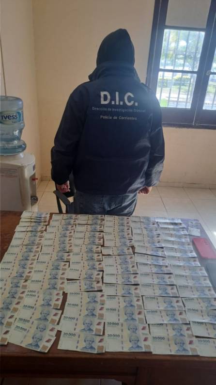 Estafa con una carga de aceite en Corrientes: un detenido con más de $1.7 millones- Estafa con una carga de aceite en Corrientes: un detenido con más de $1.7 millones