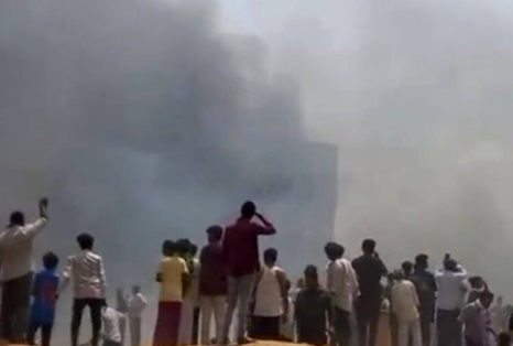 India: se estrelló un avión que iba a Londres con más de 240 pasajeros a bordo- India: se estrelló un avión que iba a Londres con más de 240 pasajeros a bordo