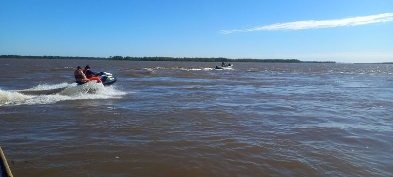 Se intensifica la búsqueda de un hombre que desapareció al cruzar el río a caballo- Se intensifica la búsqueda de un hombre que desapareció al cruzar el río a caballo