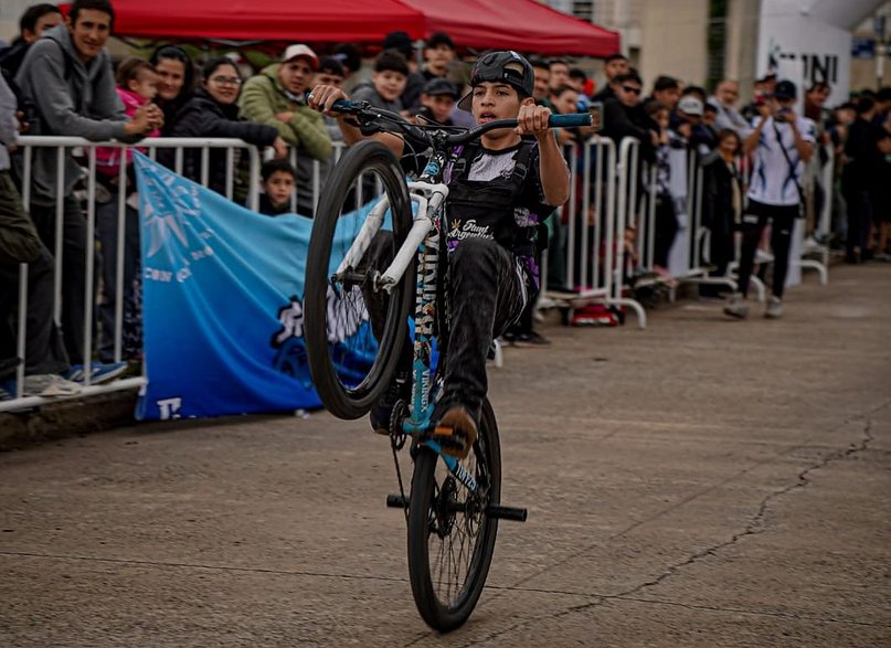 Corrientes fue sede del primer Encuentro Nacional de Stunt en Bicicleta