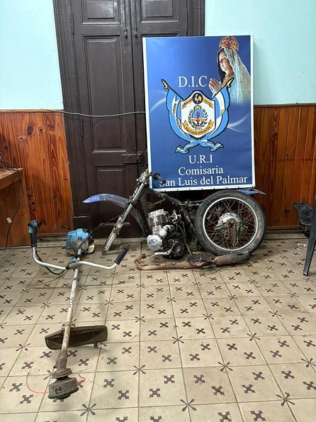 San Luis del Palmar: robaron una moto, la desarmaron y arrojaron cerca del Riachuelo- San Luis del Palmar: robaron una moto, la desarmaron y arrojaron cerca del Riachuelo