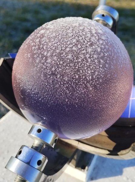 Sorpresa en Mercedes: un heliofanógrafo se congeló por las bajas temperaturas - Sorpresa en Mercedes: un heliofanógrafo se congeló por las bajas temperaturas