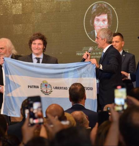 Caito Leconte: "Hay que derogar toda la legislación que beneficie a los políticos"
