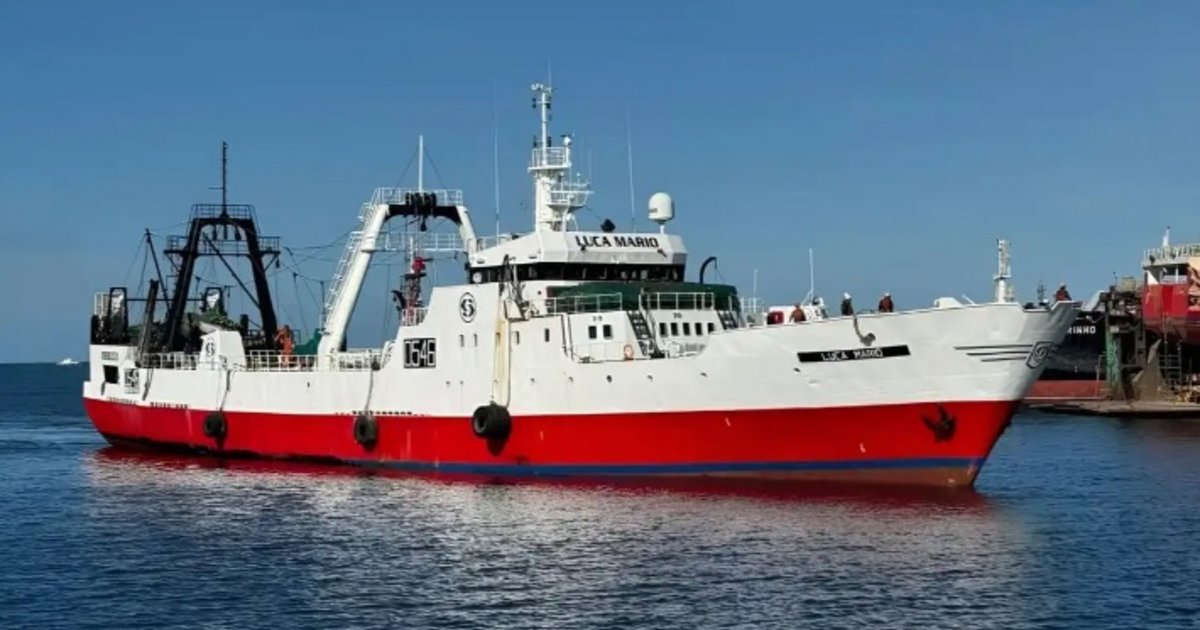 Buscan a un marinero correntino que cayó al mar mientras trabajaba en un buque pesquero