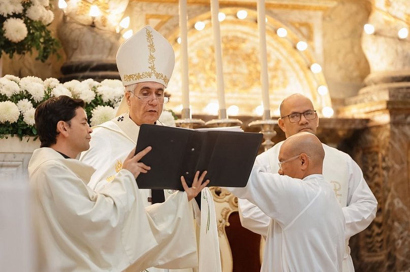 Archivo - Larregain en el Tedeum por el 25 de Mayo