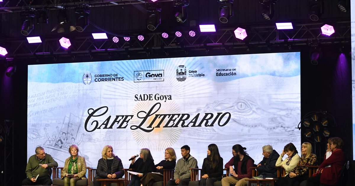 Goya cerró su Feria del Libro con Felipe Pigna y la música de Los de Imaguaré