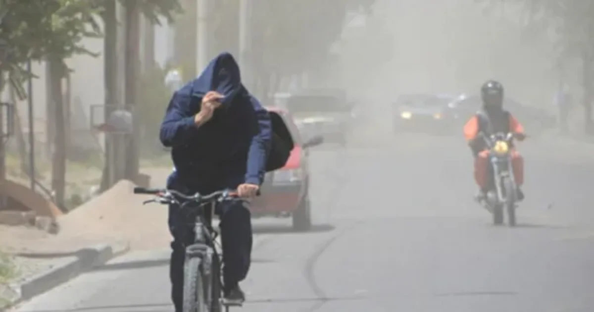 El calor llega a Corrientes acompañado de vientos de casi 70 kilómetros por hora