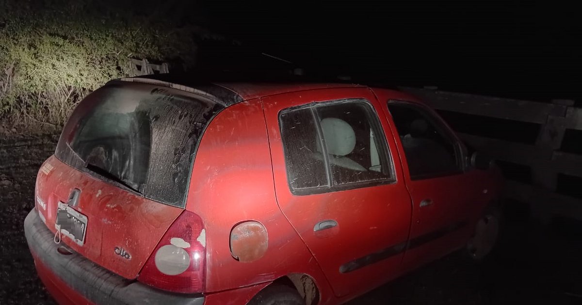 Investigan el hallazgo de un automóvil sobre una ruta provincial de Corrientes