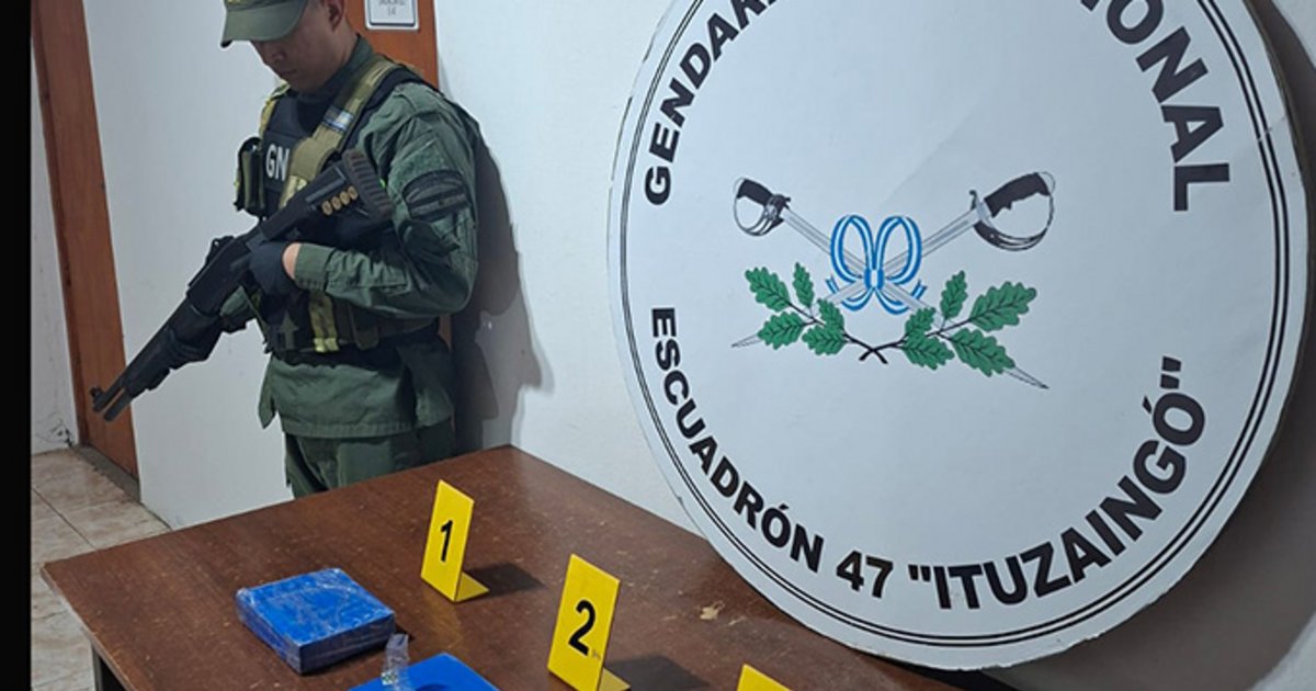 Corrientes: dictan prisión preventiva para un motociclista que llevaba cocaína con el sello del águila