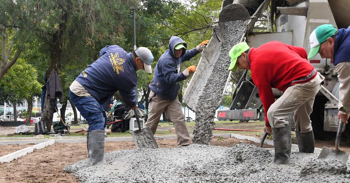 La Municipalidad ya renovó más de 40 plazas y espacios públicos de Corrientes