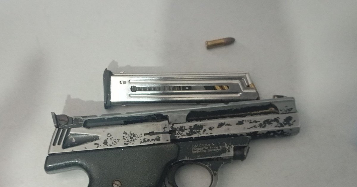 Corrientes: un hombre de 80 años ingresó armado a un banco y fue demorado por la Policía