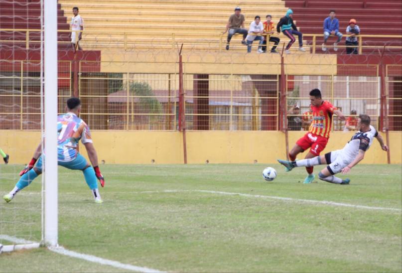 Boca Unidos ganó, gustó y se despegó más del descenso