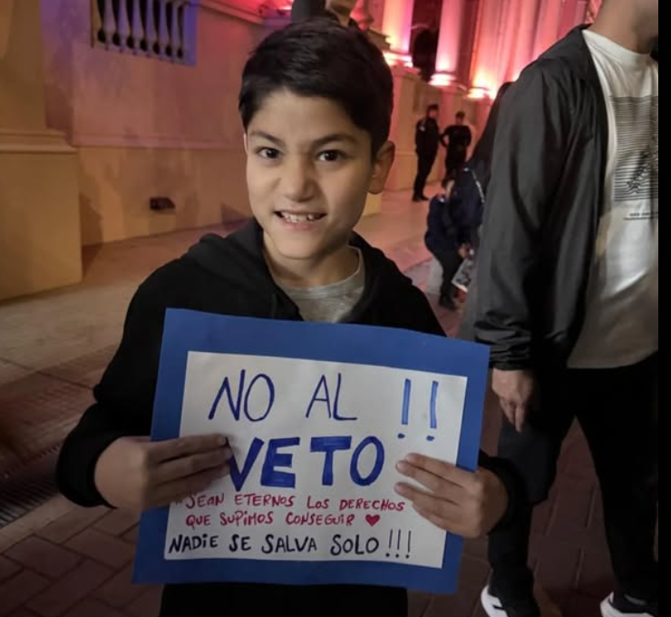 Corrientes marchó contra el veto presidencial a la Ley de Emergencia en Discapacidad