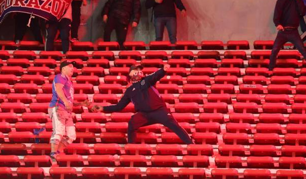 0989877 EL COMUNICADO DE LA CONMEBOL TRAS LA BARBARIE EN INDEPENDIENTE-UNIVERSIDAD DE CHILE