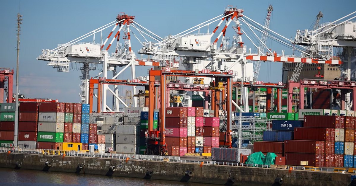 Paro de portuarios: Prefectura Naval intima a los trabajadores a retomar sus actividades