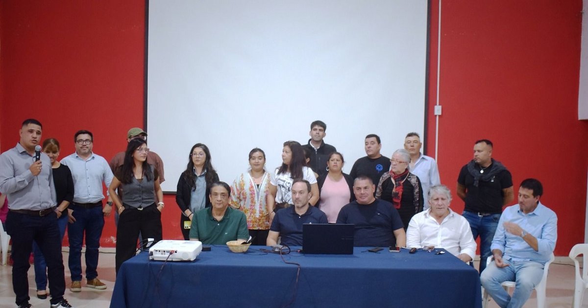 El intendente de Goya se reunió con referentes vecinales y formalizó la creación del COE