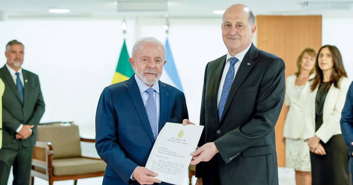 Crisis diplomática: este domingo el embajador argentino Raimondi deja Brasil