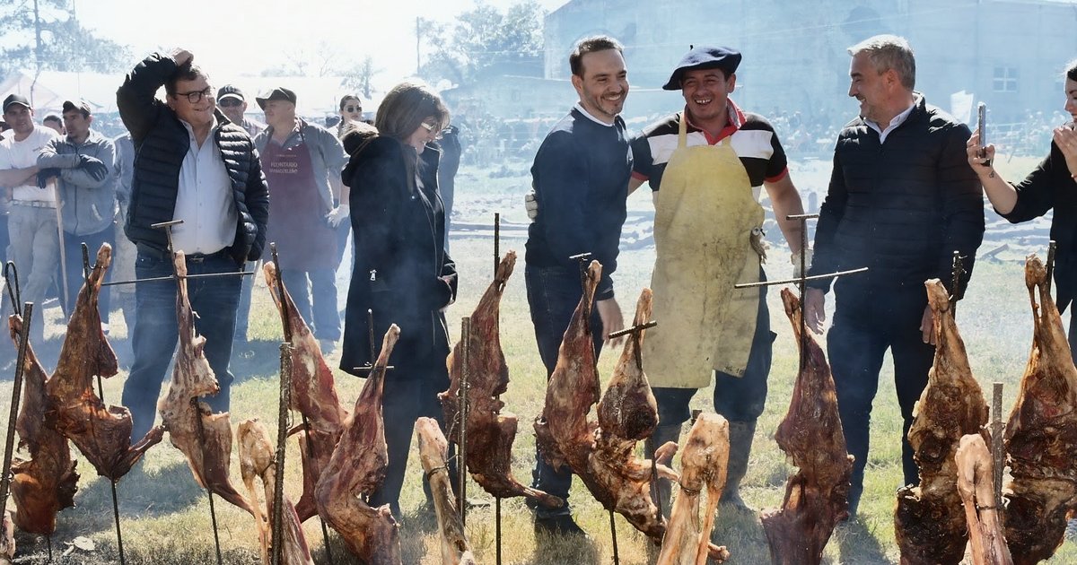 Valdés destacó la producción ovina en la Fiesta del Cordero Lomeño