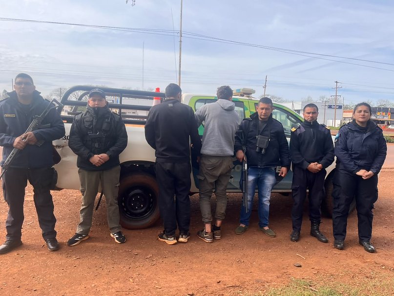 Secuestraron más de 50 kilos de marihuana tras una persecución en el interior de Corrientes