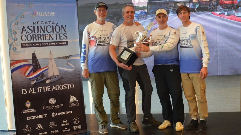 Omega ganó la tradicional Regata “Asunción – Corrientes”
