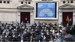 Banco Central: con respaldo de aliados, el oficialismo logró aprobar ampliamente la reforma de la Carta Orgánica Banco Central: con respaldo de aliados, el oficialismo logró aprobar ampliamente la reforma de la Carta Orgánica