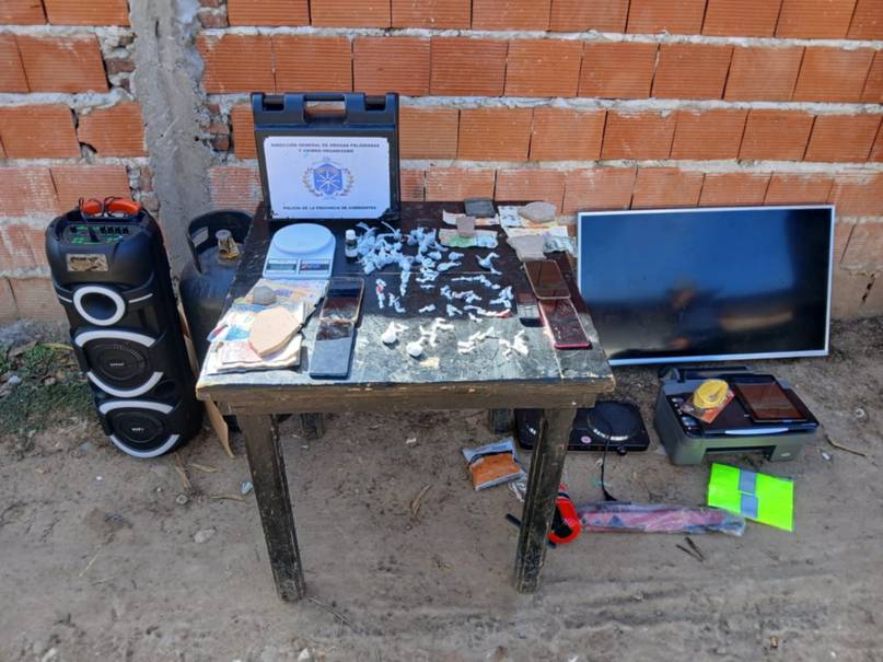 Desarticulan un "kiosco narco" en Corrientes: hay seis detenidos y drogas incautadas