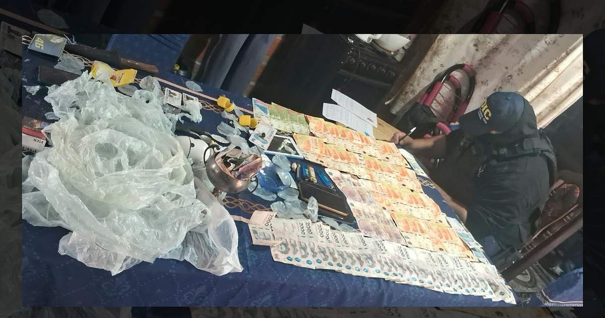 Corrientes: detuvieron a dos hombres y dos mujeres en un punto de venta de droga