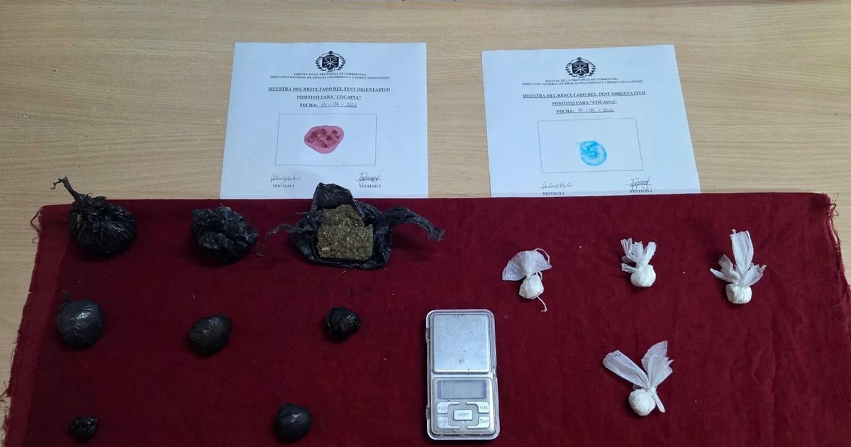 Narcomenudeo en Corrientes: huyen al ver al patrullero y abandonan cocaína y marihuana