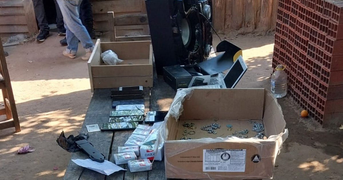 Allanamiento en Corrientes: secuestraron droga y detuvieron a tres hombres