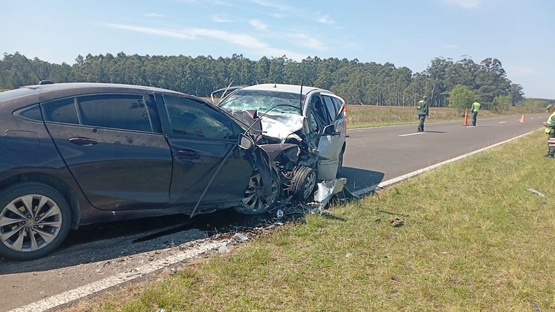 Tragedia en Corrientes: tres personas murieron en un choque sobre la Ruta 12
