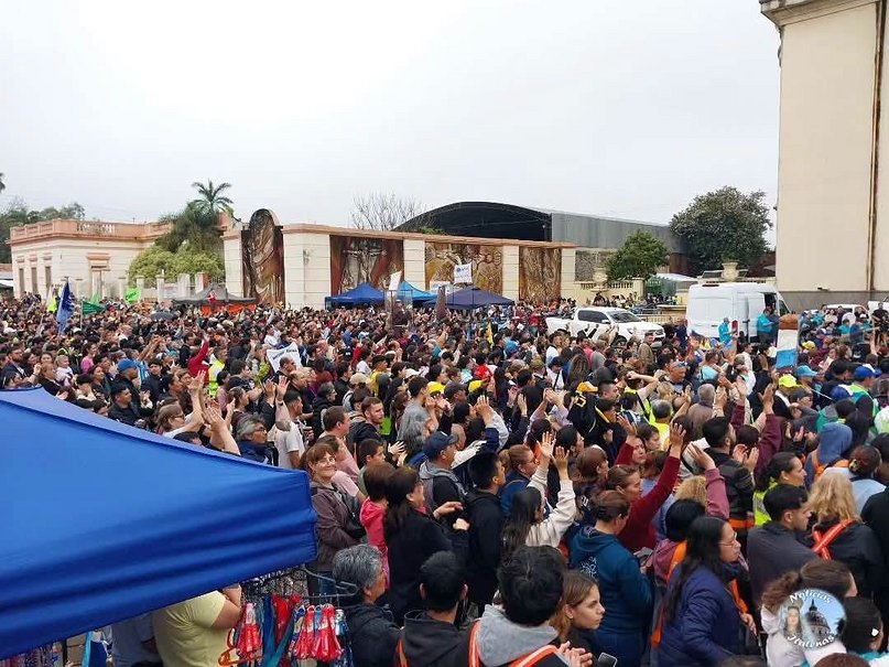 47° Peregrinación del NEA: la imagen de la virgen salió al encuentro de los fieles- 47° Peregrinación del NEA: la imagen de la virgen salió al encuentro de los fieles